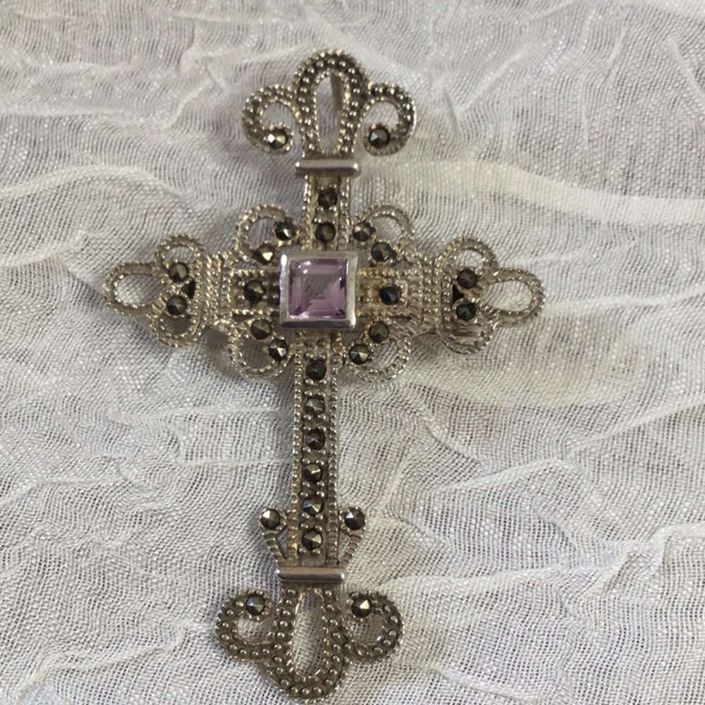 Marcasite, Amethyst & 925 Silver Cross Pendant/Pin